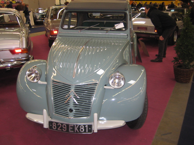 oldtimerbeurs 029.JPG