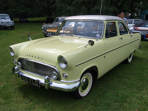 ford consul uk.jpg