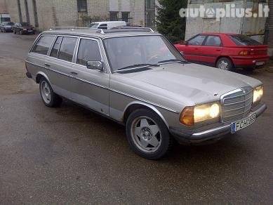 mercedes_benz-200_Tfront.jpg