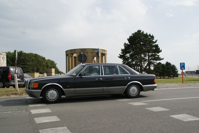 W126 met sinterklaas.JPG