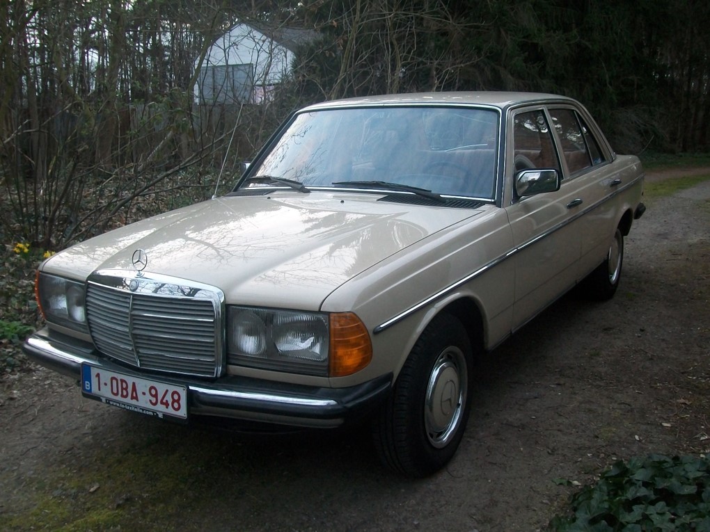 220D.jpg