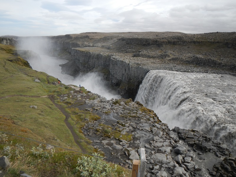 dettifoss.jpg